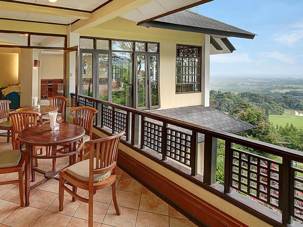 Gunung Geulis Cottages Managed By Royal Tulip Богор Экстерьер фото