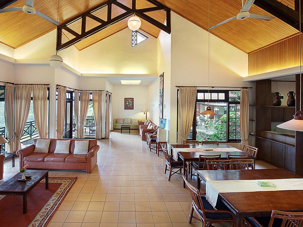 Gunung Geulis Cottages Managed By Royal Tulip Богор Экстерьер фото